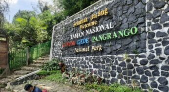 Misteri Gunung Gede: Larangan Wanita Haid dan Etika di Alam