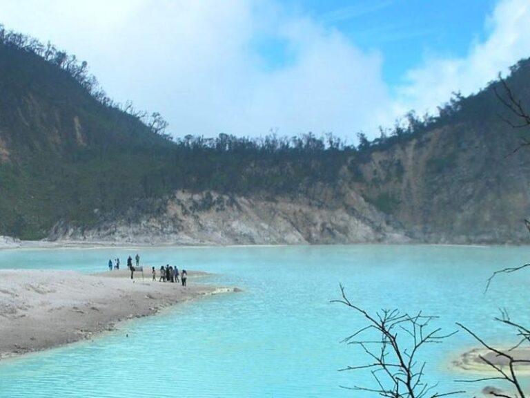 Kawah Putih