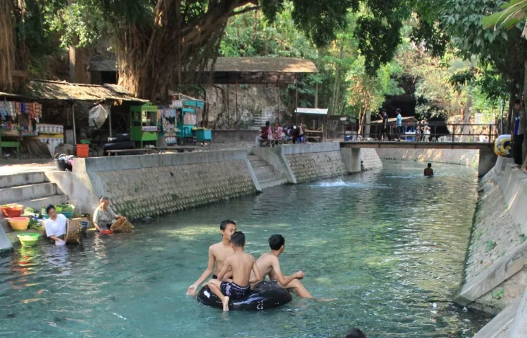 Igor Saykoji Alami Pengalaman Mistis di Gunung Rinjani: Dengar Musik Tradisional