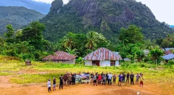 Cerita Warga Tentang Suara Aneh Watu Umpu Bulan Purnama