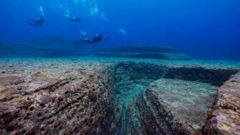 Jejak Bawah Laut di Yonaguni: Misteri Tersembunyi
