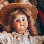 Boneka Arwah “Arwah-An” Menjadi Tren: Tradisi, Mistisisme, atau Eksploitasi