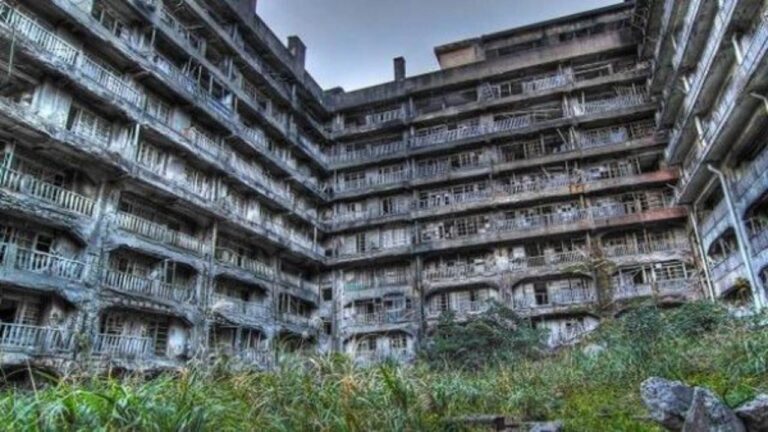 Misteri Pulau Hashima di Jepang, Kota Hantu yang Membeku dalam Waktu