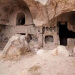 Misteri Dunia Bawah: Jejak Kota-Kota Tersembunyi di Perut Bumi