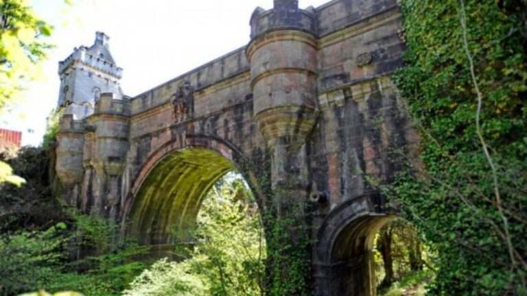 Misteri Jembatan Overtoun: Ketika Anjing Melompat Tanpa Sebab di Skotlandia