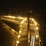 Pocong di Jembatan Dompak: Kisah Sunyi yang Terus Hidup di Tengah Malam