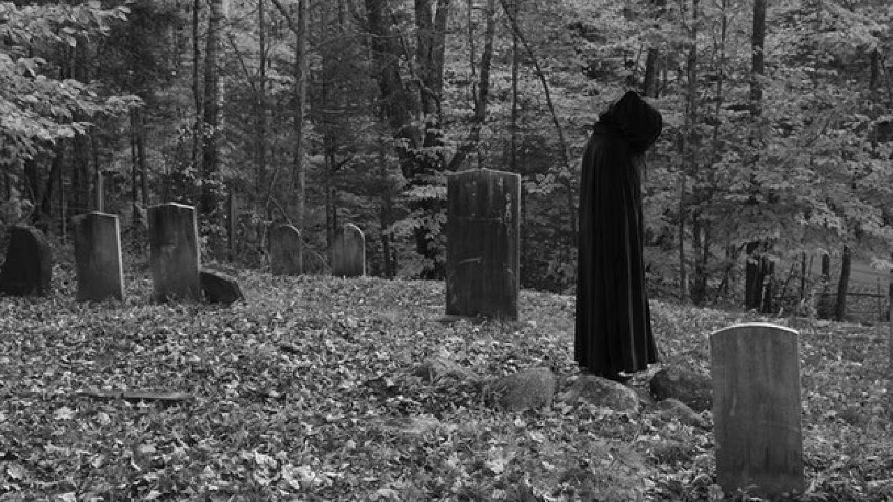 7 Cerita Horor Kisah Nyata Panjang dan Pendek di Indonesia